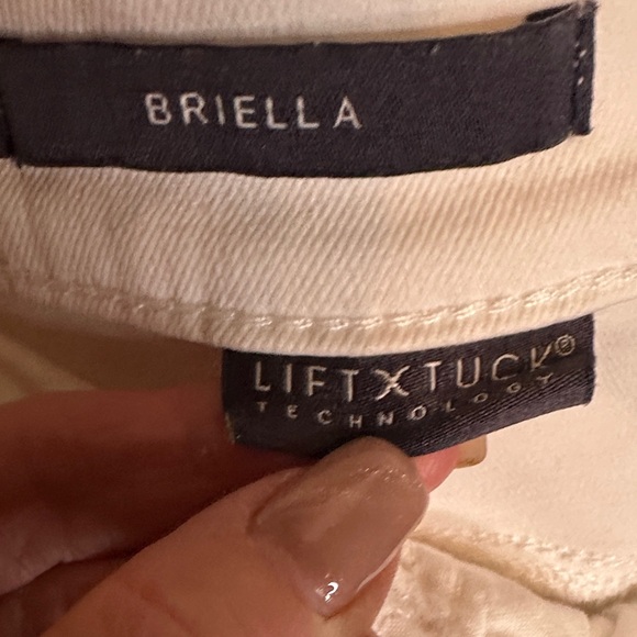 NYDJ Women's White Bermuda Shorts - Picture 7 of 8